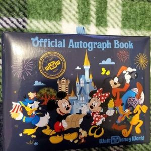 Disney Parks Exclusive - Walt Disney World Official Autograph Book